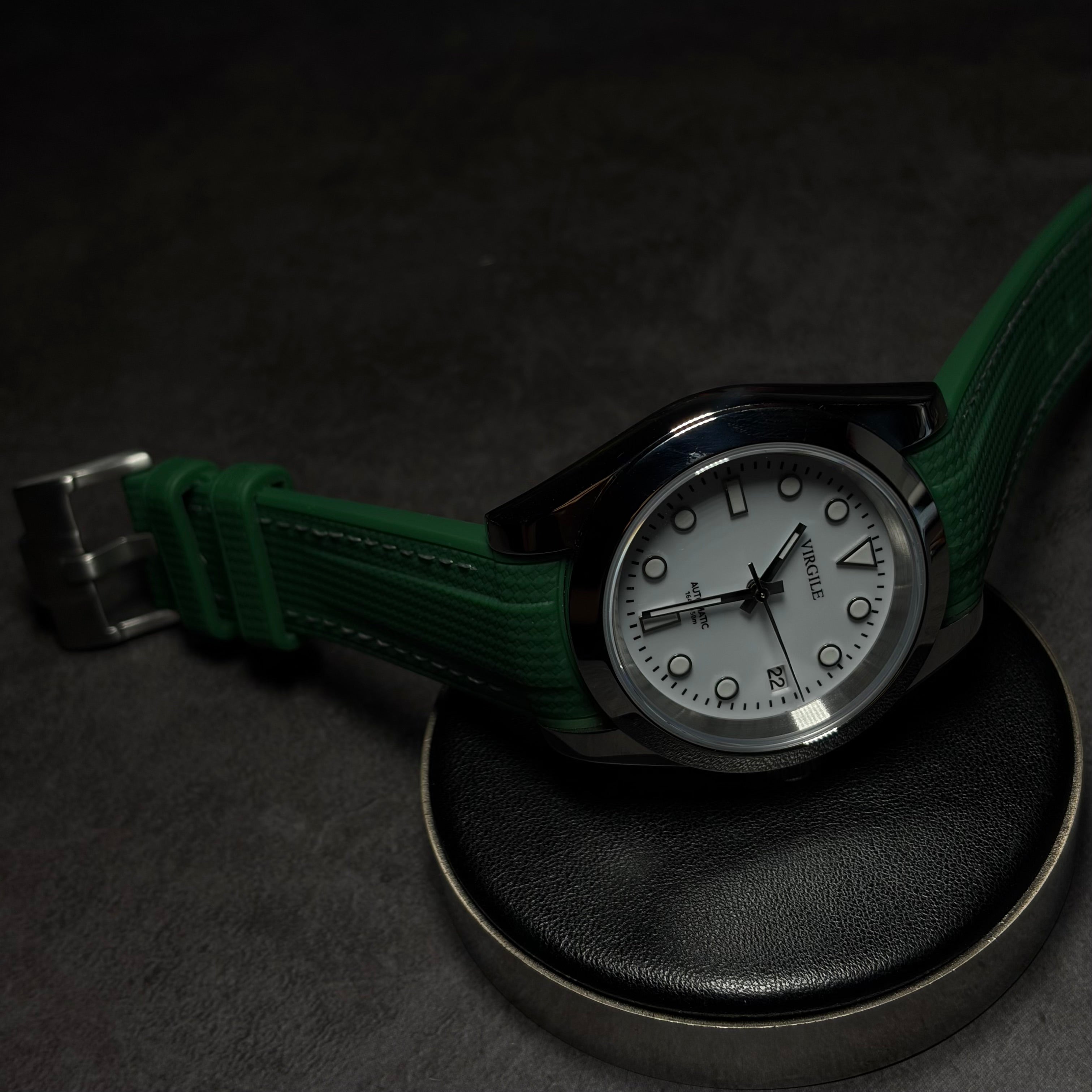 montre bracelet couture vert cadran blanc